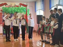 Посвящение в октябрята и пионеры