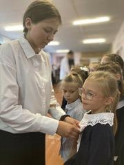 Посвящение в октябрята и пионеры