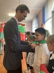 Посвящение в октябрята и пионеры