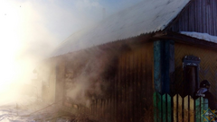 5 марта в 07-28 спасатели Хойникского районного подразделения МЧС выехали по сообщению о пожаре жилого дома по улице Победы в деревне Новоселки.